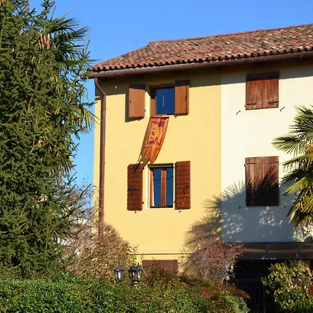 Spacious House In Venezia With Free Parking