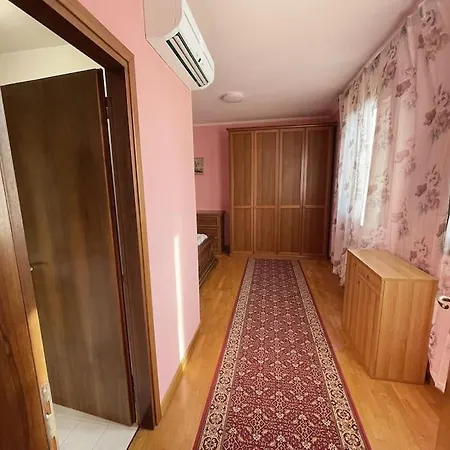Holiday home Spacious House In Venezia With Free Parking *